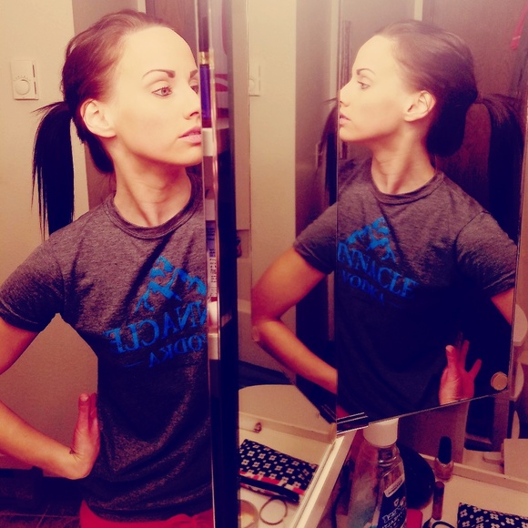 Meet your Posher, Kristina - Picture 2 of 8